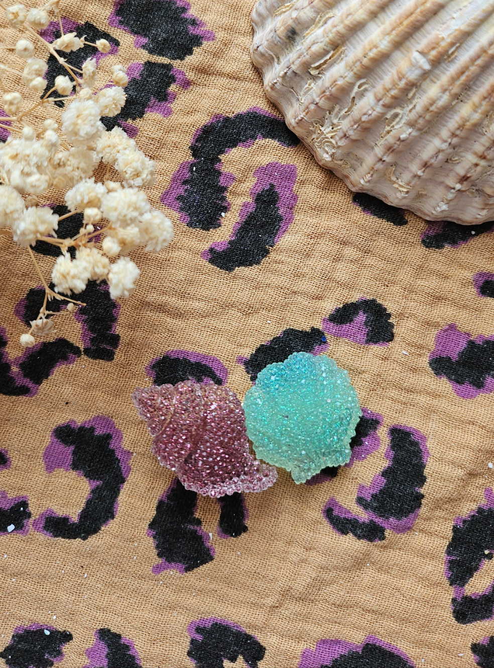 Barrette coquillages givrés