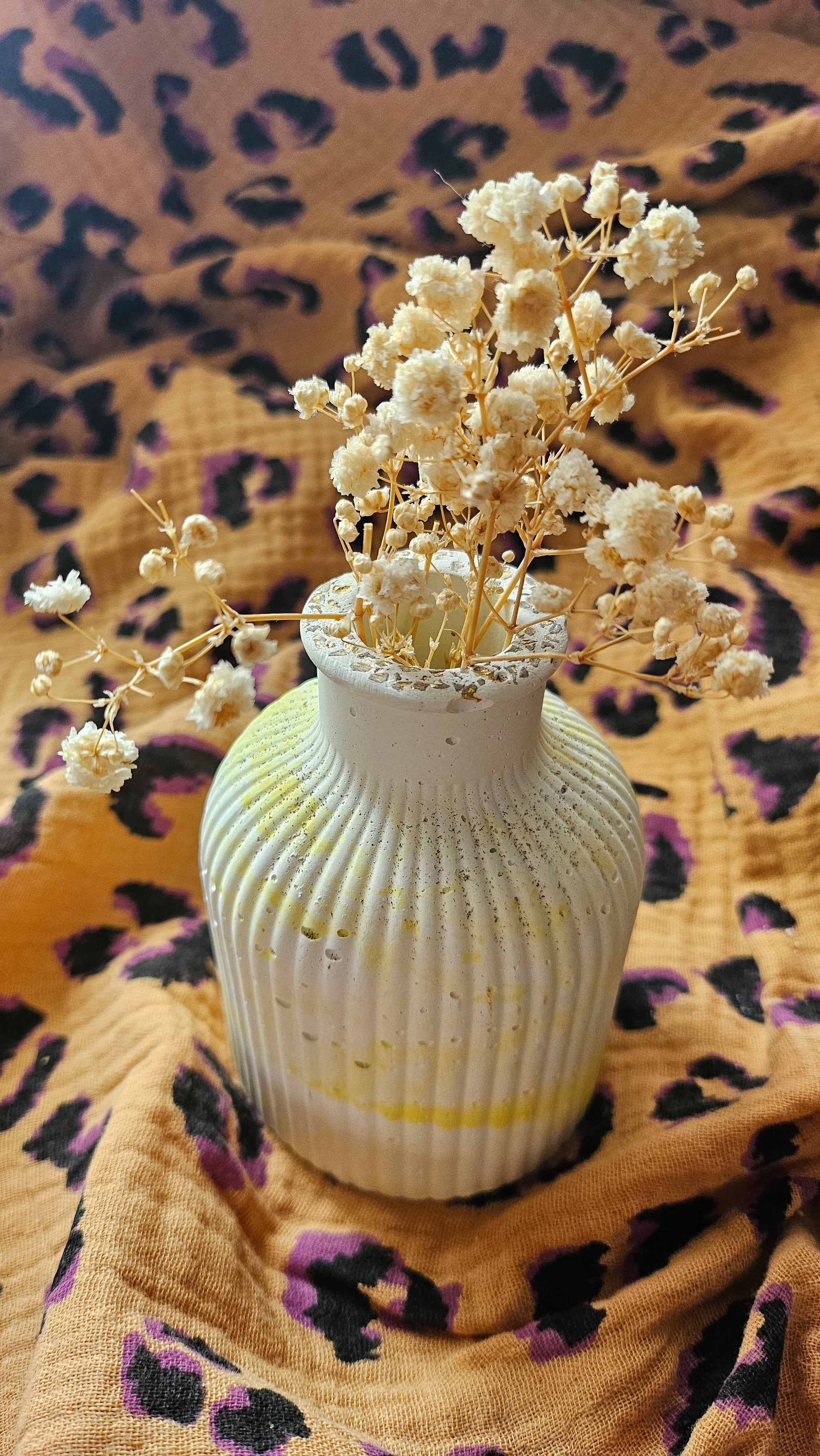 Vase strié